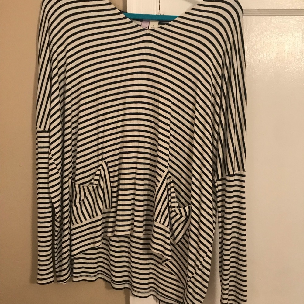 Long sleeve V-Neck